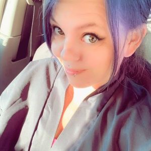 Meet your Posher, Mesha